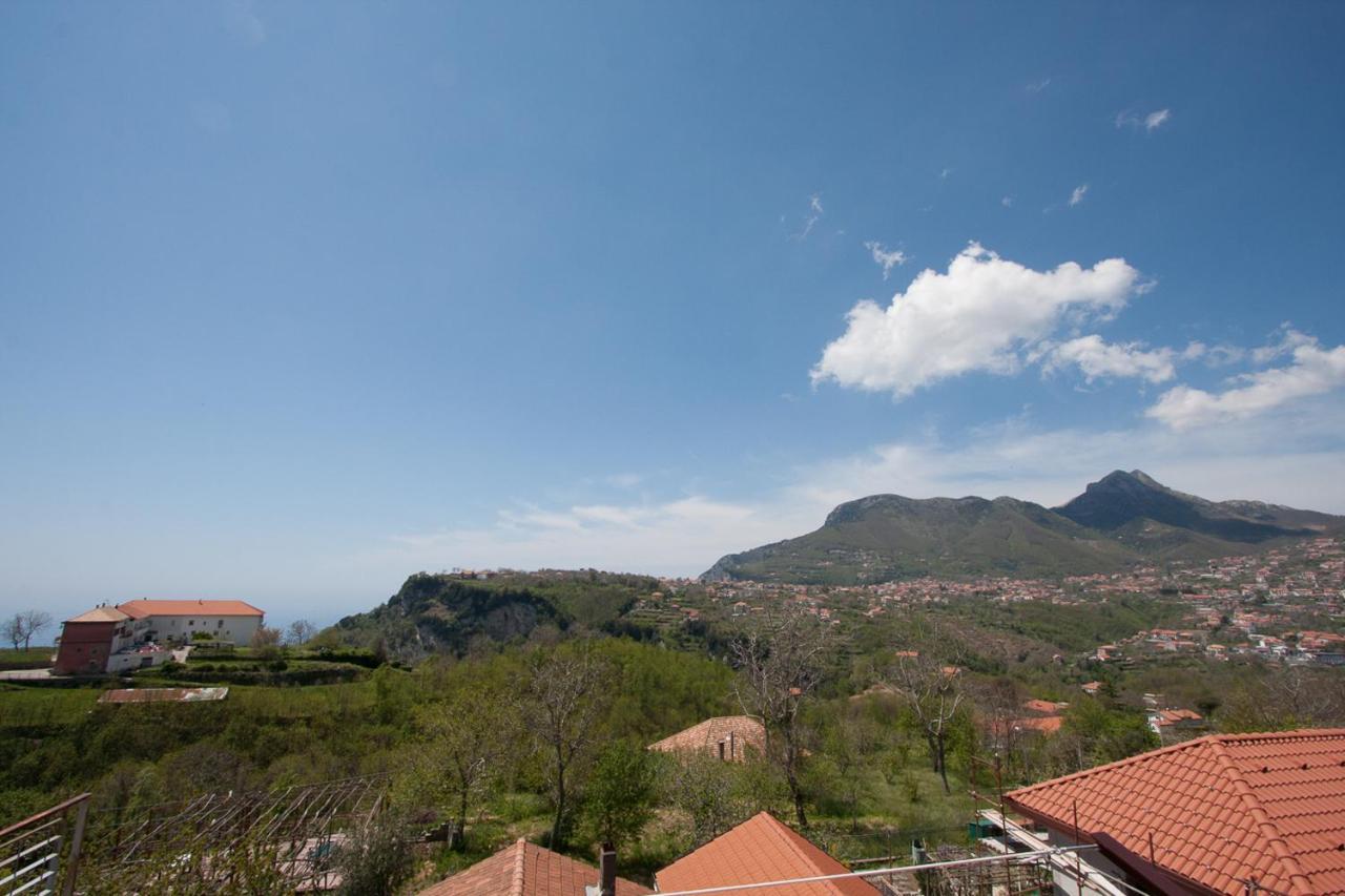 Casa Vacanze Mareluna Agerola Buitenkant foto